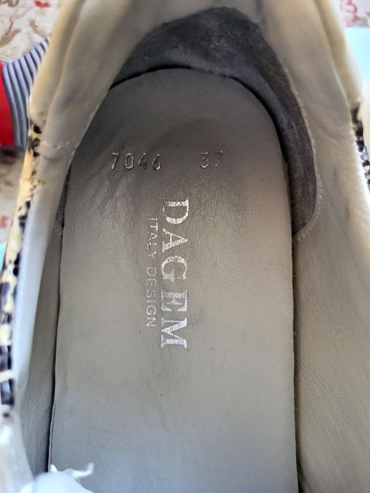 Женские кроссовки Dagem