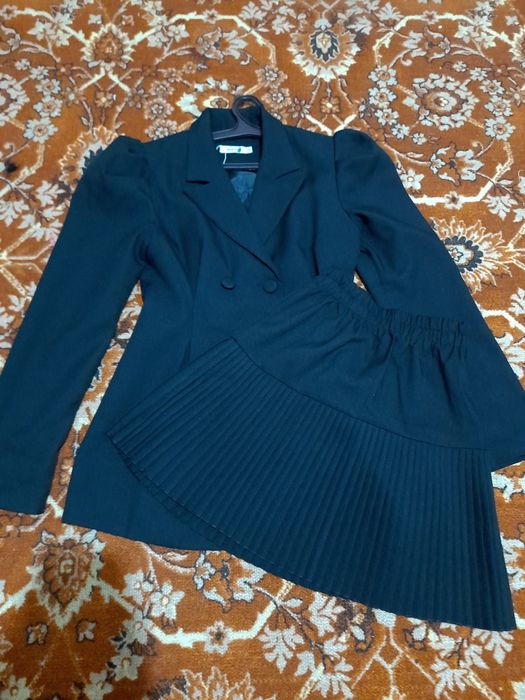 Одежда, костюм-юбка