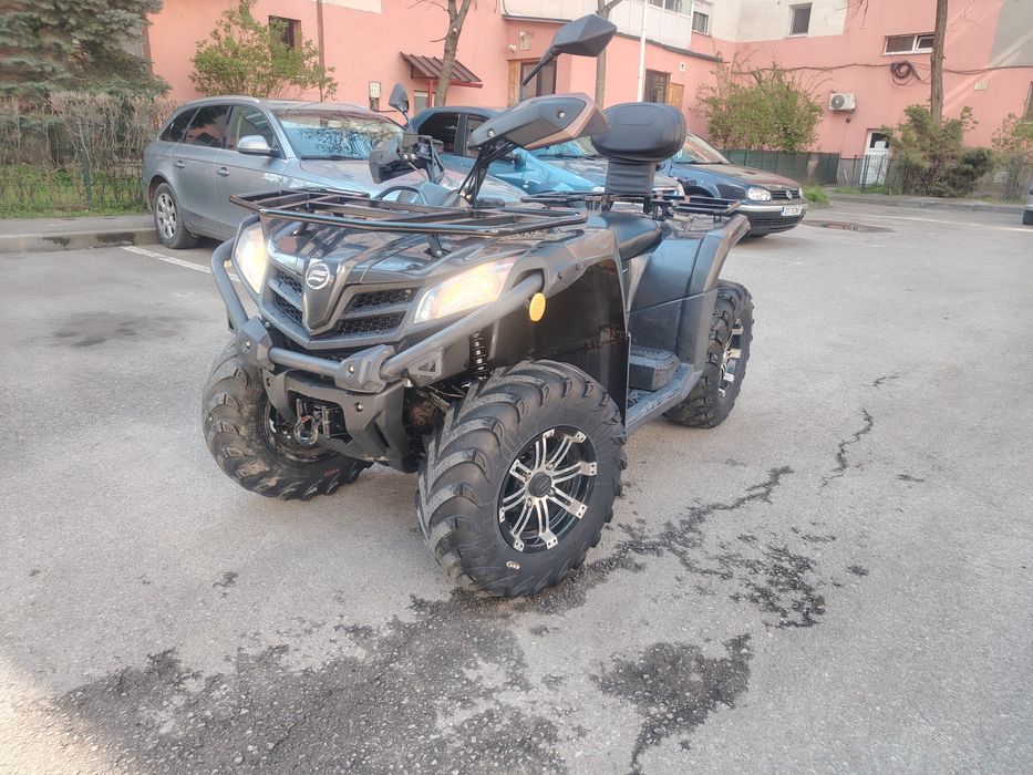 Vând ATV Cf moto( 450 L)