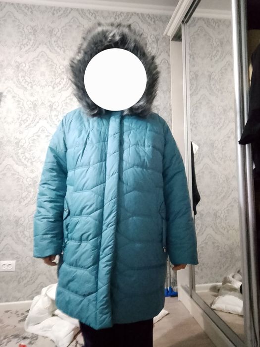 Продаю зимний куртку большой размер .