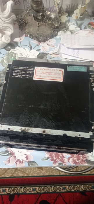 Три автомагнитолы