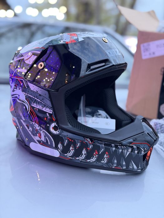 Продам новый мотошлем