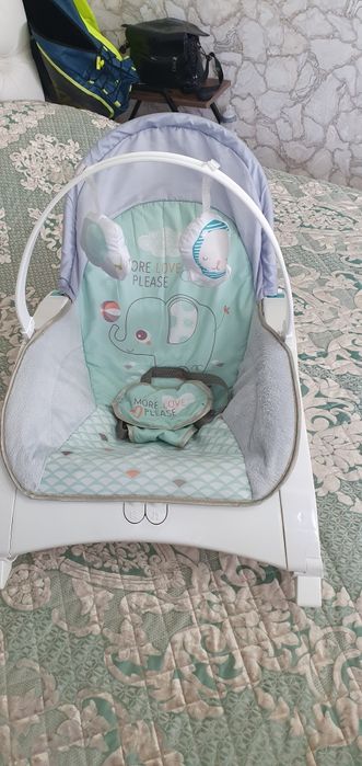 Продам шезлонг 3в1