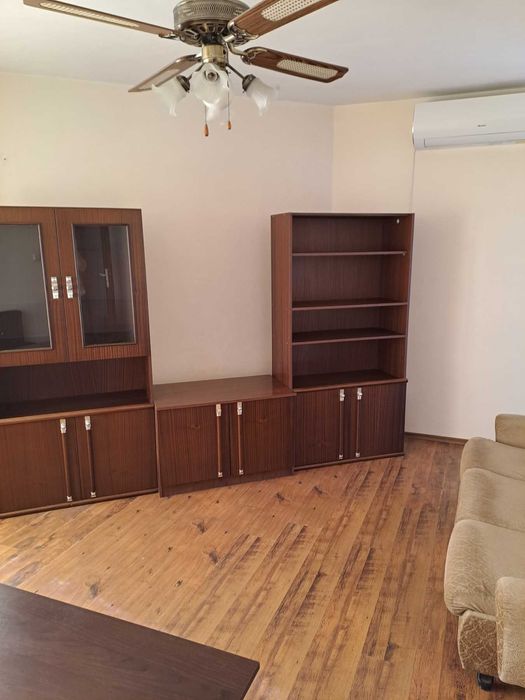 Двустаен южен апартамент в ж.к. Славейков след ремонт