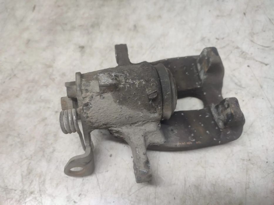 Etrier stanga spate Opel Insignia A (2008 - 2014)
