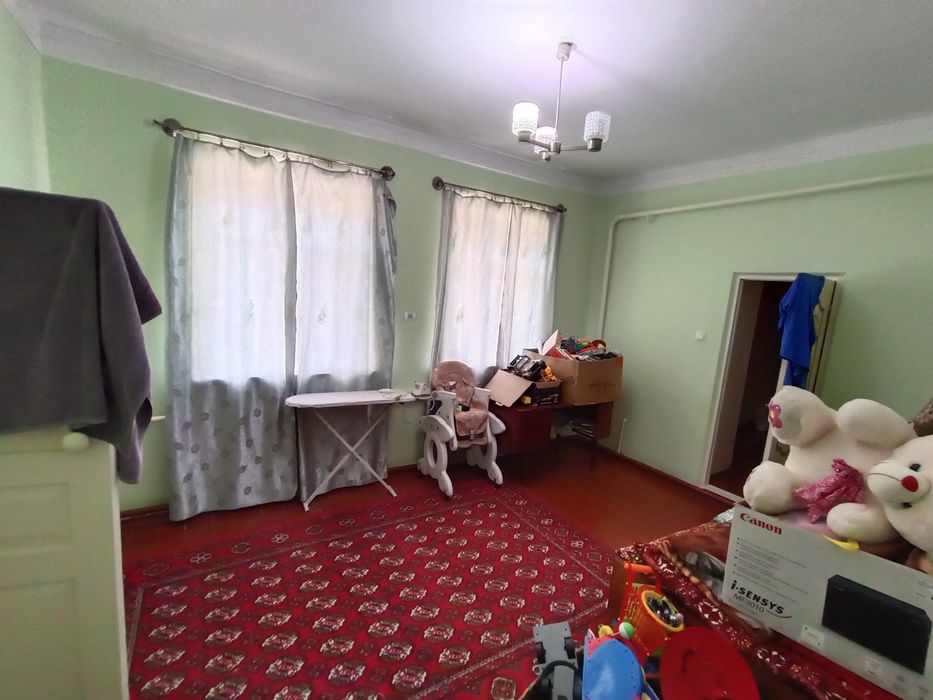 Жай сатилади. Нукус шахри А.Шамуратова кўчаси  70 -жай.