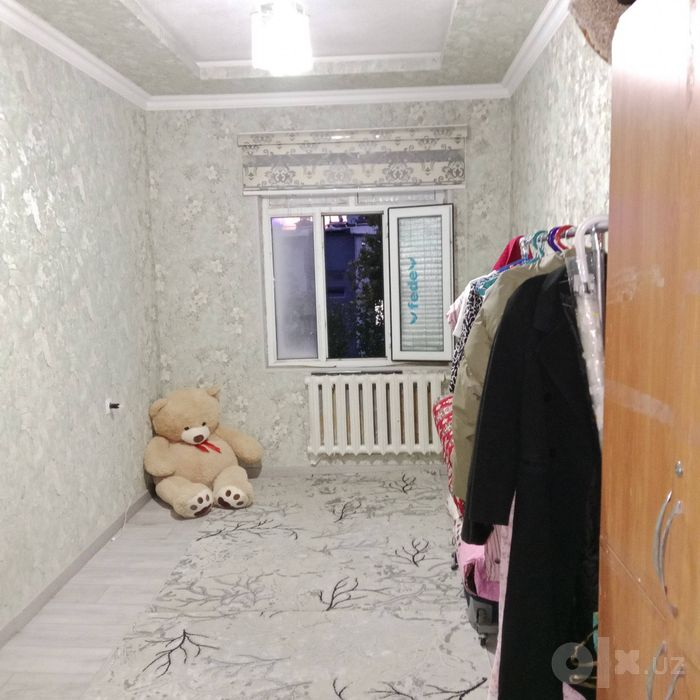 Новза метро якинида 2-хонали квартира срочно арендага берилади
