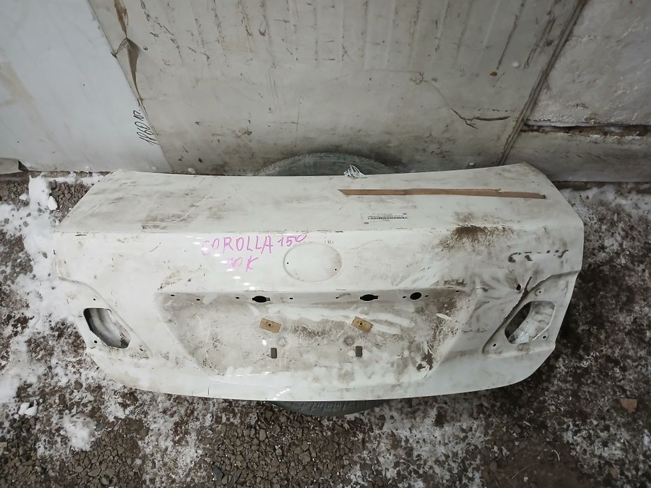 Багажник на короллу крышка багажника на toyota corolla