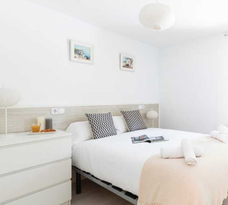 Дава се под наем Едностаен апартамент в Пловдив, Тракия - 45 кв.м за 204 € - Снимка #2