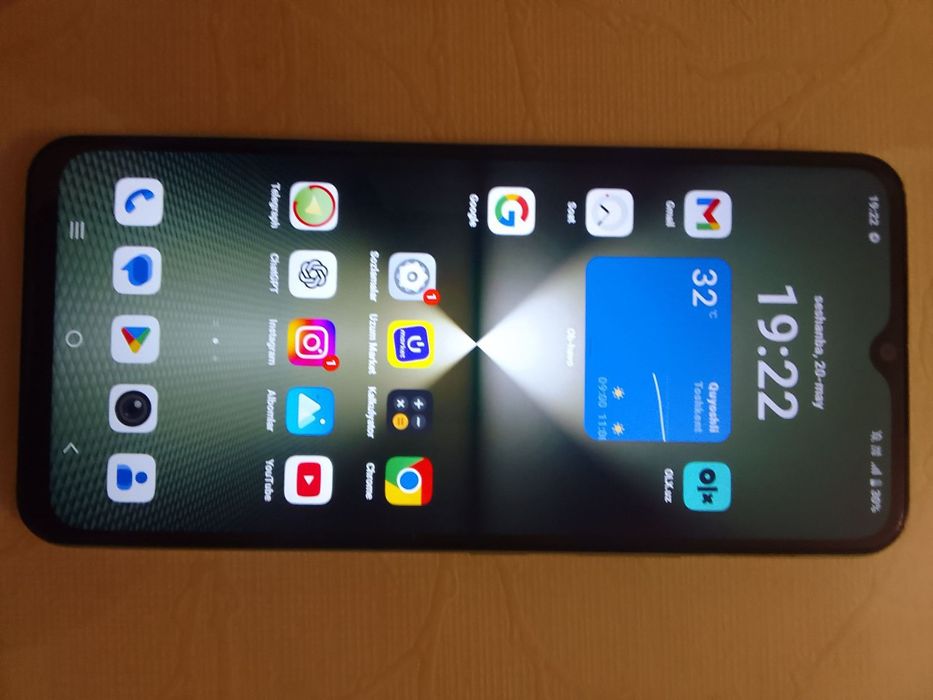 Vivo y03 yangi 1 oy ishlatilgan smartwatch sovgʻaga.