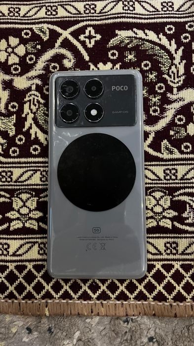 Срочно продам телефон