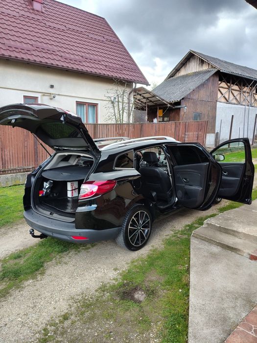 Vând Renault Megane 3 Bose