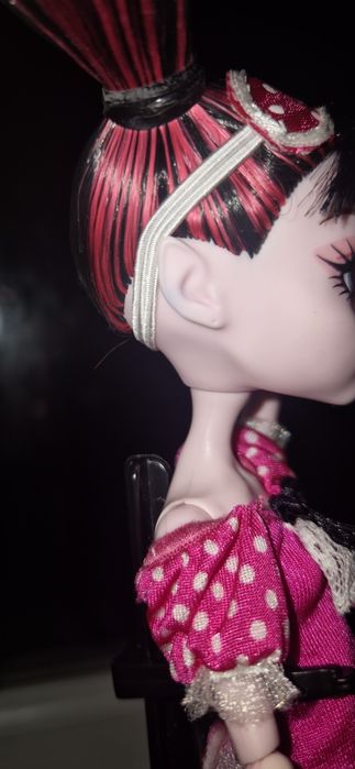 Кукла Monster high Дракулаура Dead tired