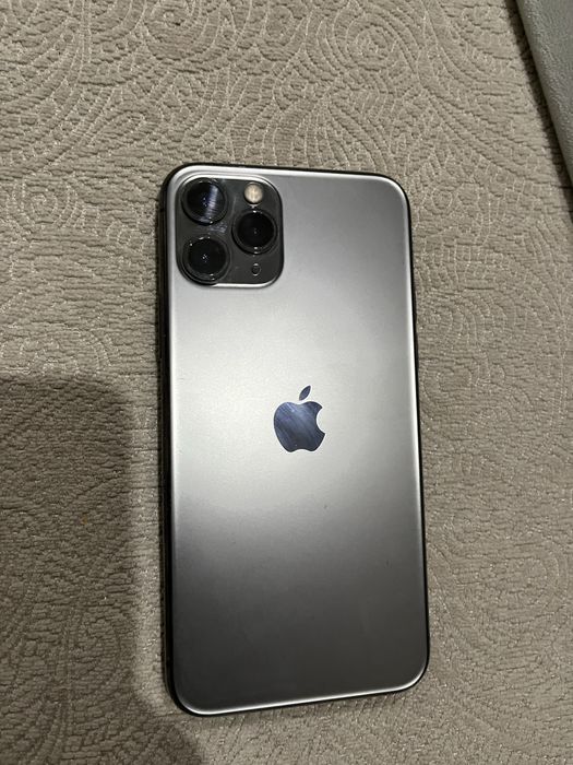 Продам Iphone 11 pro