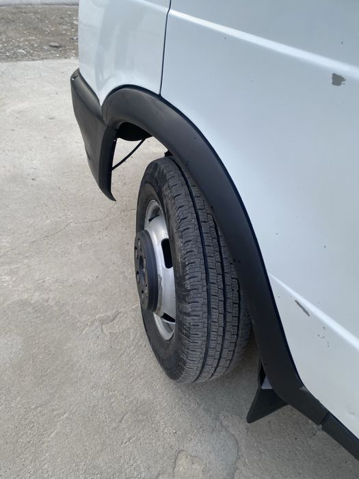 Gazel sotiladi narxidan utib beramiz