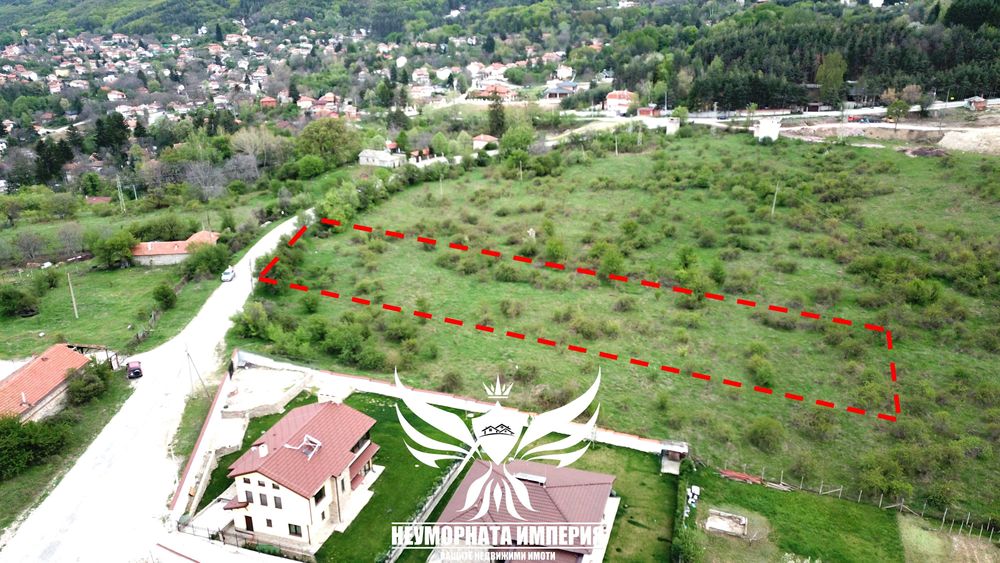 Продавам земя  4000кв.м. в село Гълъбово, първа линия