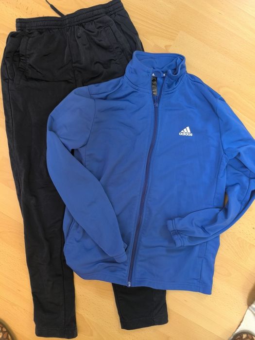 Анцунг и тениска(подарък ) Adidas