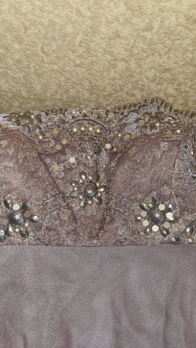 Вечернее платье шикарное