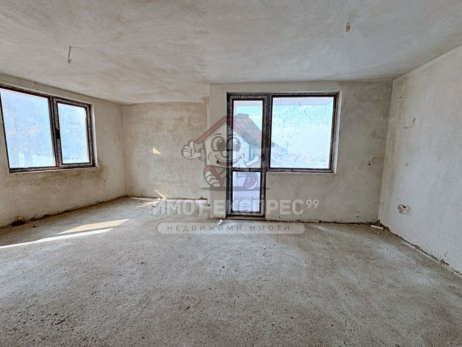 Продава се Двустаен апартамент в Асеновград - 86 кв.м за 1047 €/кв.м - Снимка #1