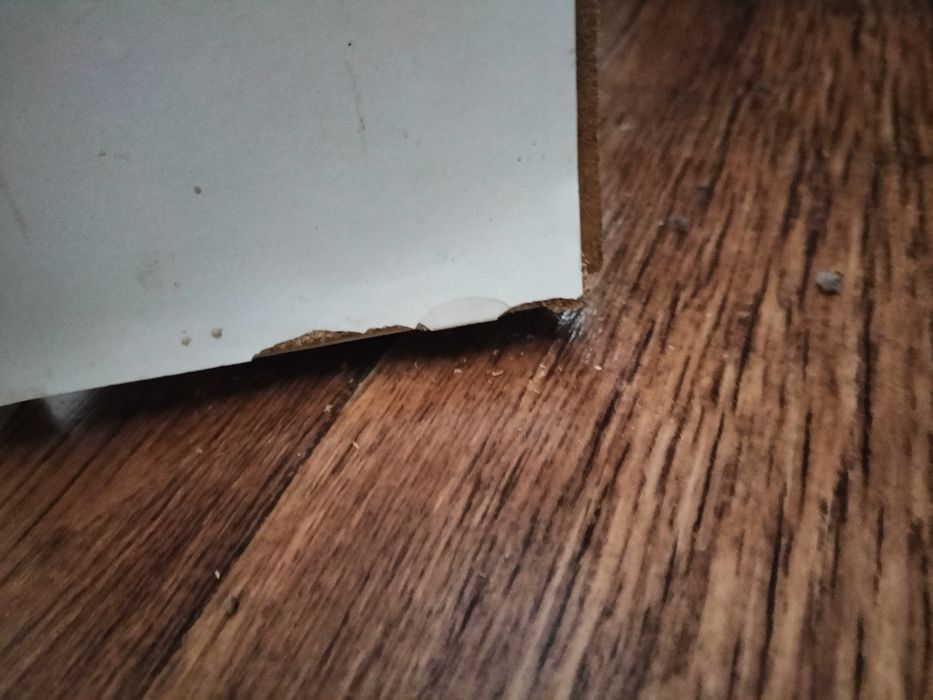 Продам зеркало со шкафчиком бу