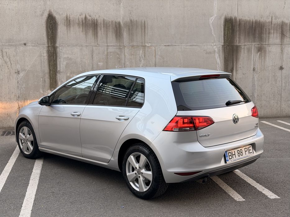 Volkswagen Golf 7 diesel/ Scaune invalzite/ senzori fata spate/Jante