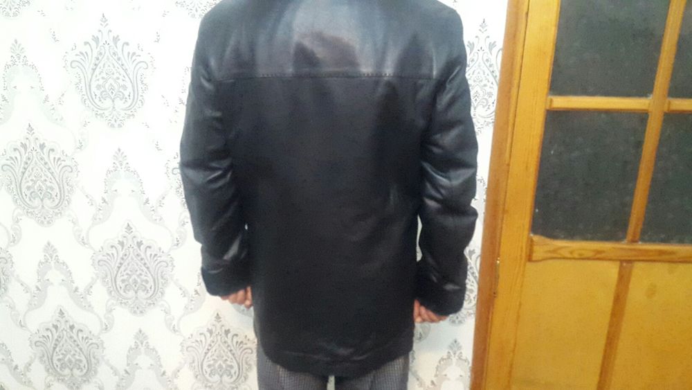 Кожаная зимняя куртка