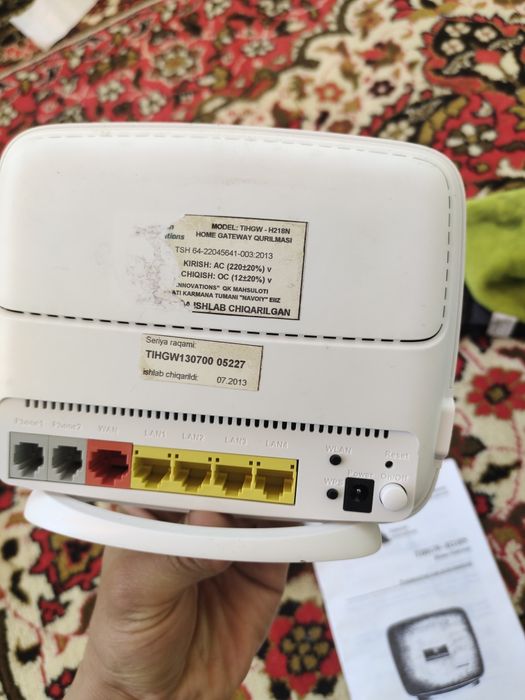 Продаётся модем  100 000 сум