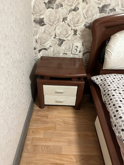 Спальный гарнитур