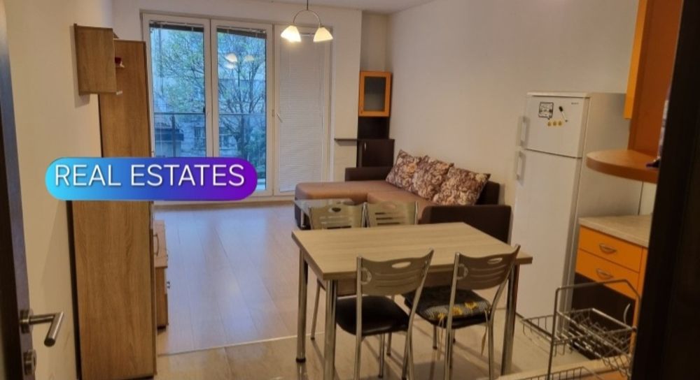 Дава се под наем Тристаен апартамент в София, Център - 87 кв.м за 561 € - Снимка #2