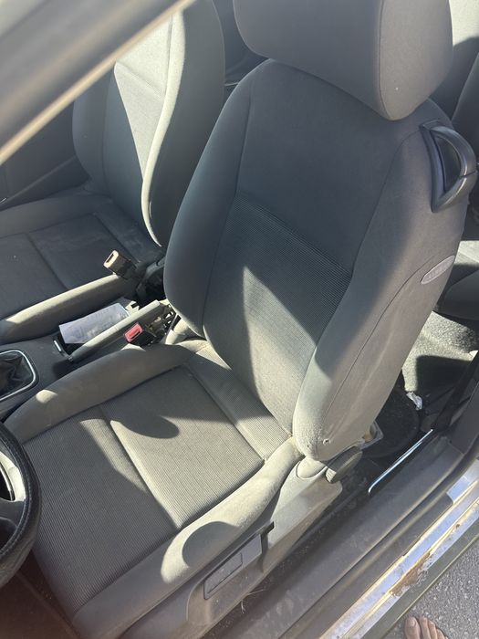 Салон голф 5 2/3 врати