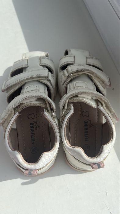 Сандали для девочки