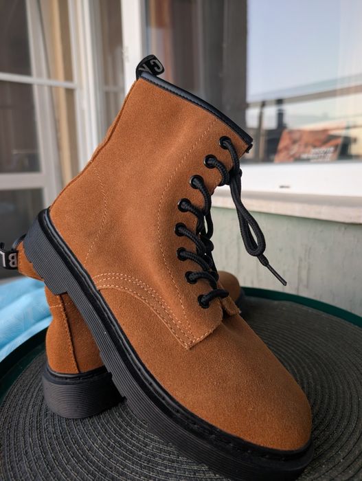 Дамски ботуши / чисто нови! 39 номер