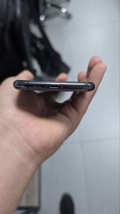 Продаю iPhone 11 Pro 64 GB.