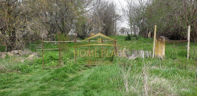 Продава се Парцел в с. Панайот Волово, Област Шумен - 1220 кв.м за 18 €/кв.м - Снимка #2