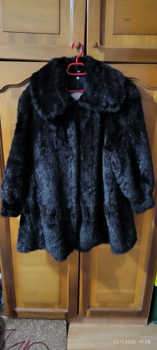 Vând blană damă elegantă
