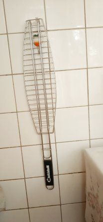 Устройство для приготовления рыбы,мяса,курицы на раскаленных углях