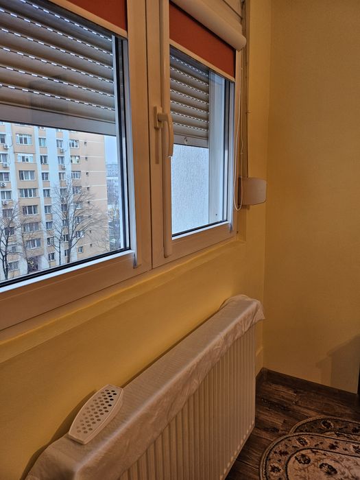 Apartament 3 camere de vânzare