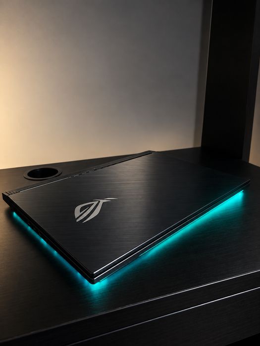 ASUS ROG Strix G731GT 17.3” 120Hz