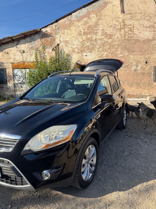 FORD Kuga 2010 — imagine 2