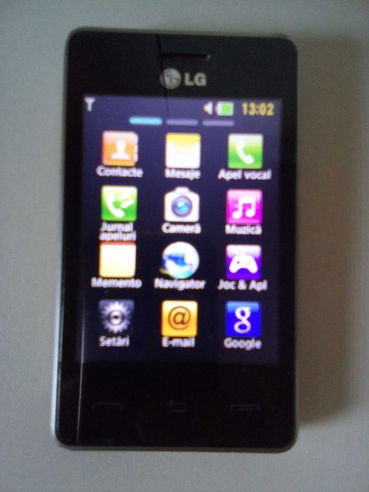 Vand telefon Nokia Lumia RM 976 si LG T386