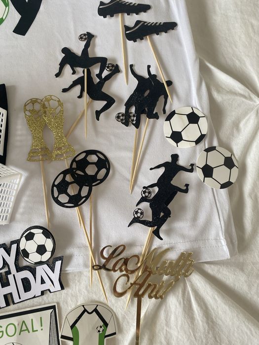 Decoratii+ tricouri zi de nastere baiat 10 ani