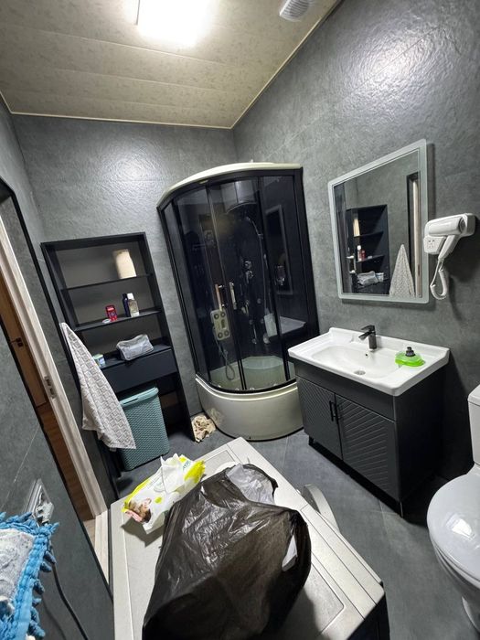 Сдаётся 2-комнатная квартира рядом с метро Гафур Гулям.