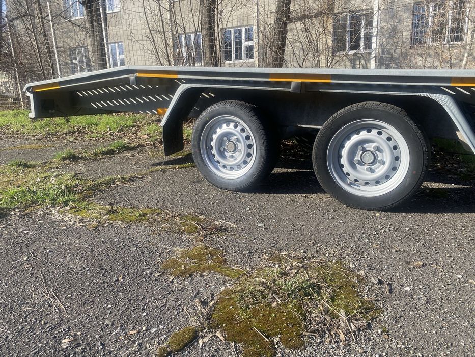 Platforma robusta 2700 kg, an 2019,unic proprietar, putin folosita