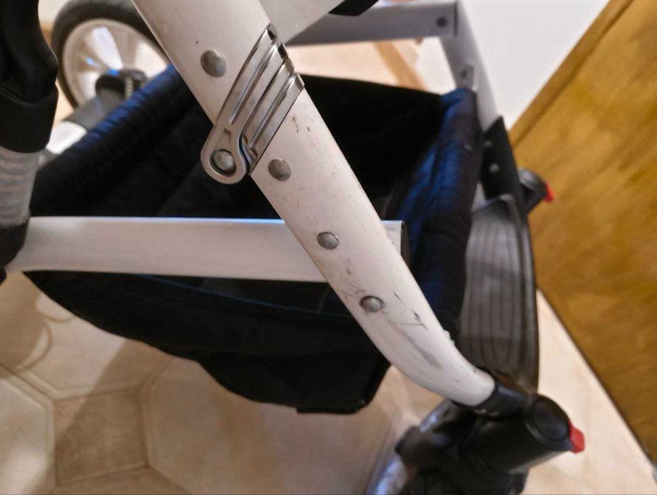 Бебешка количка Lorelli Mia 3в1