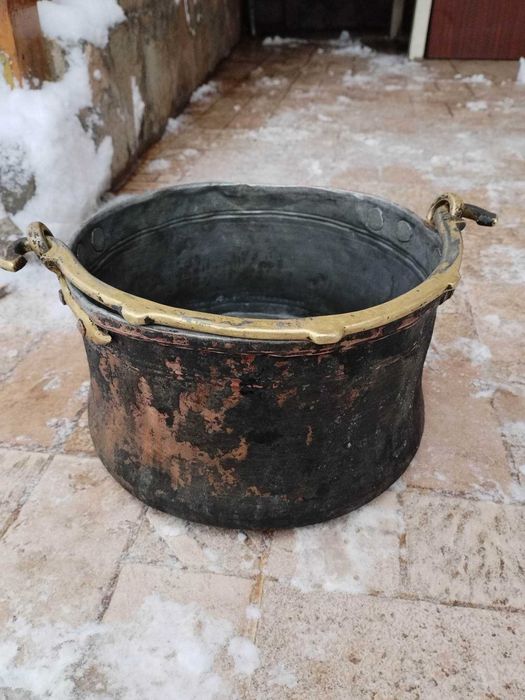 Меден котел / менче /