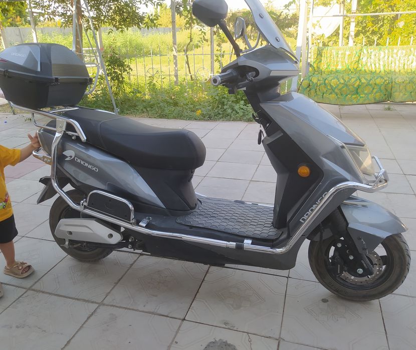 Skuter sotiladi 5.300