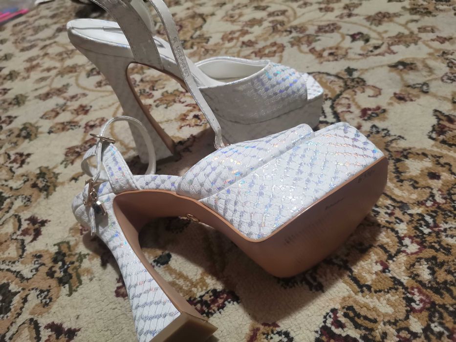 Туфли от BRUNA BUFFALO 35 размер