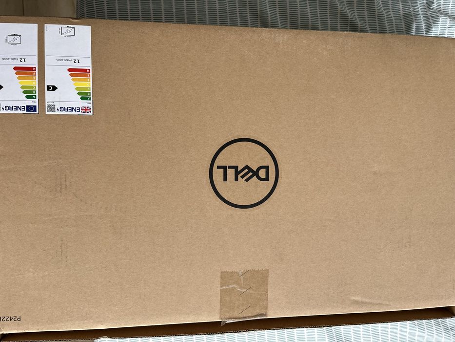 Монитор Dell P2422H - 24”, 1929 px - неизползван