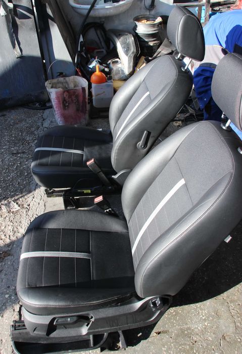 САЛОН / СЕДАЛКИ ЗА ФОРД КУГА  2010 г. Ford Kuga   – 800 лв.