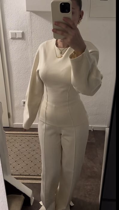 дамски кремав комплект